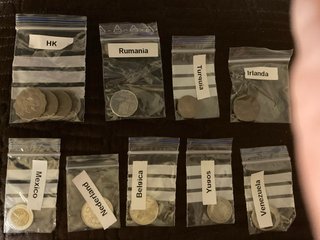 Monedas y sellos antiguos del mundo