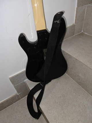 Guitarra consola Fender Stratocaster
