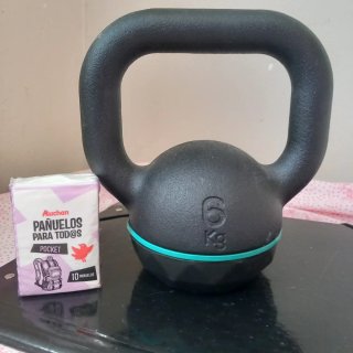 Pesa Rusa Kettlebell Decathlon 6Kg
