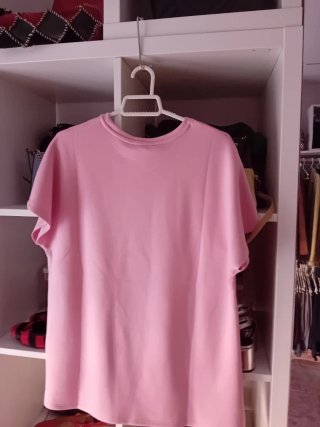 Camiseta rosa r Obsequio 2 prendas