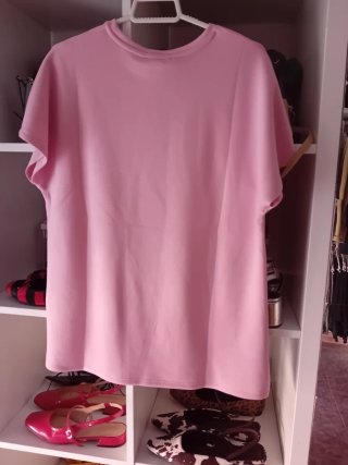 Camiseta rosa r Obsequio 2 prendas