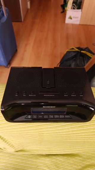 Radio Despertador Silvercrest con Proyector