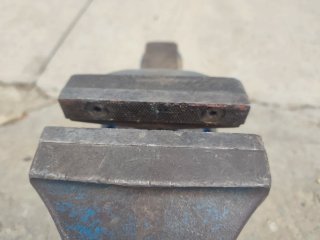 Tornillo de banco IRIMO 125mm