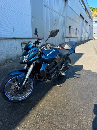 Kawasaki Z750 Azul - ITV Recién Pasada