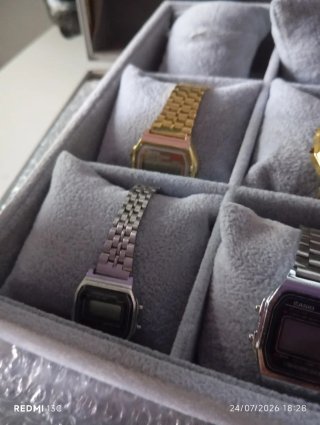 Orologi Casio Vintage Oro e Argento coppia