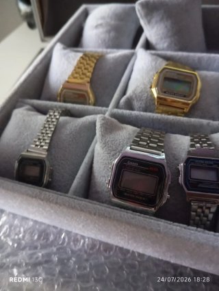 Orologi Casio Vintage Oro e Argento coppia