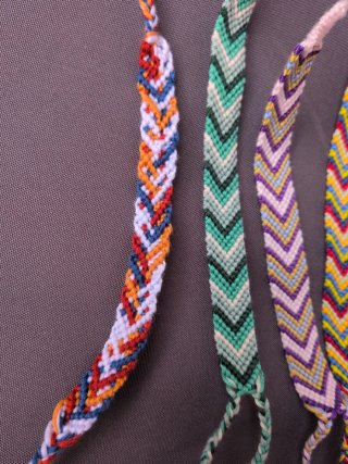Braccialetti fatti a mano arcobaleno