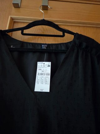 Blusa negra Kiabi Talla XXL Nueva