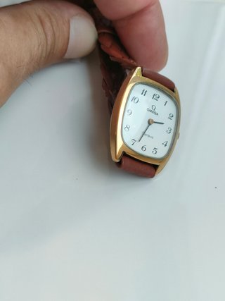 Omega Genève Reloj Dama Oro Cuero