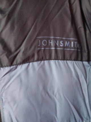 Abrigo John Smith