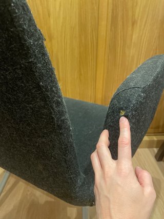 Silla de tela con reposabrazos