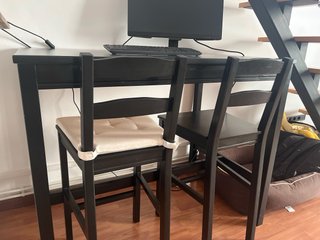 Mesa alta y 4 taburetes IKEA Hagernas