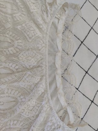 Blusa de encaje blanca