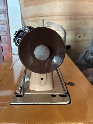 Máquina de coser Singer antigua