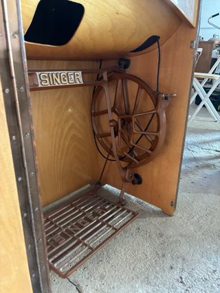 Máquina de coser Singer antigua