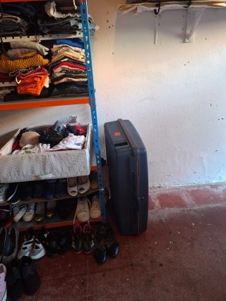 Lote Ropa y Zapatos Beige/Blanco  500 prendas
