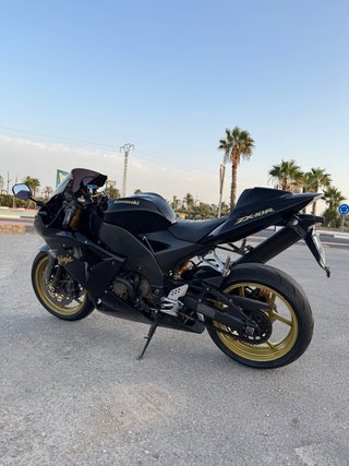 Kawasaki ZX-10R 2004 | 184 CV | 3 llaves