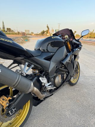 Kawasaki ZX-10R 2004 | 184 CV | 3 llaves