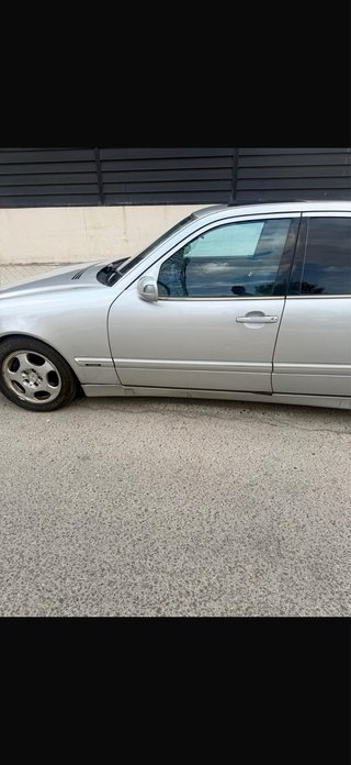 Mercedes-Benz Clase E 1999