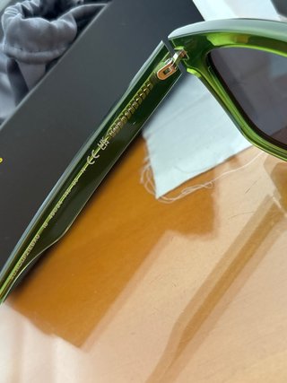 Gafas de sol verdes