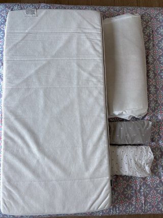 Cuna con colchón (IKEA)