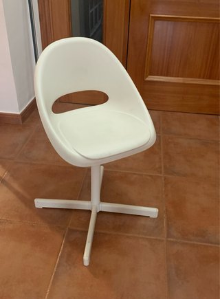 Silla infantil blanca IKEA