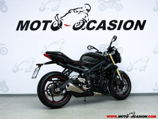 TRIUMPH STREET TRIPLE 675 ¿A2?
