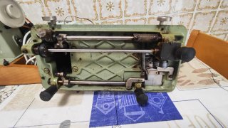 Máquina de coser Alfa 102-300