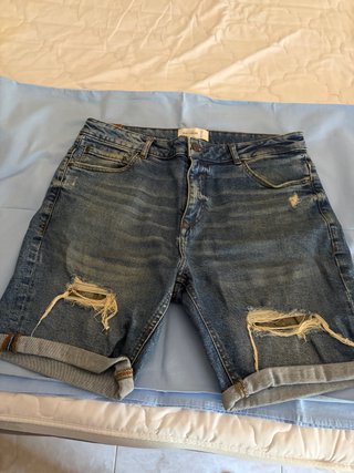 Pantalón vaquero Pull&Bear desgastado Talla L