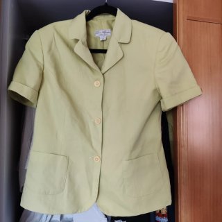 Traje chaqueta y falda Don Algodón verde pistacho