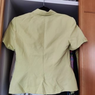 Traje chaqueta y falda Don Algodón verde pistacho