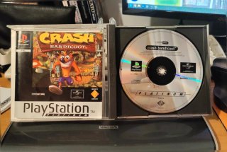 Crash Bandicoot PS1 Platinum Completo SCES00344