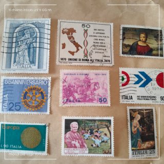 9 francobolli italiani 1970 usati