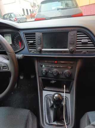 SEAT Leon 2015 con caravana