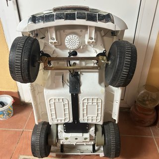 Coche eléctrico infantil Mercedes-Benz