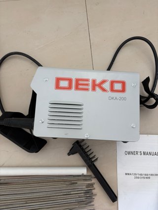 Soldadora Inverter DEKO DKA-200 200A + Electrodos