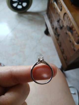 Anello con pietra argento
