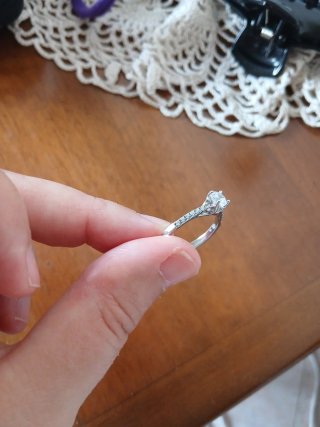 Anello con pietra argento