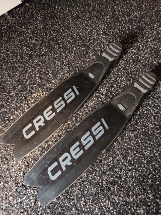 Aletas apnea pesca sub cressi gara impulse