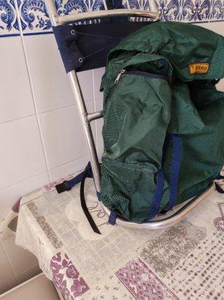 Mochila de acampada Alpina verde