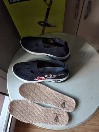 Zapatillas verano bordadas talla 37