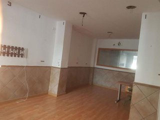 Local comercial en venta en Santa Rosa - Valdeolleros en Córdoba