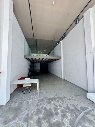 Local comercial en venta en Puerto Chico en Santander