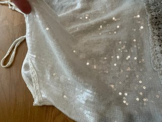 Top blanco tirantes de lentejuelas estilo Boho S