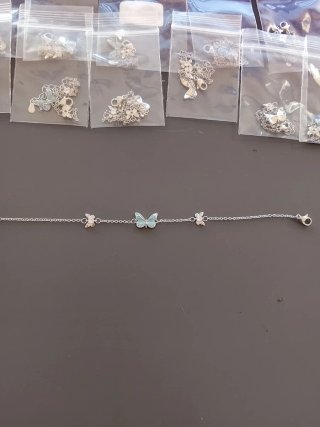 Confezione da 19 braccialetti per bambini a forma di farfalla