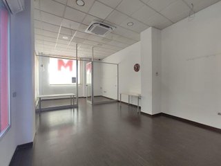Local comercial en alquiler en Arco Norte - Avda. España en Dos Hermanas