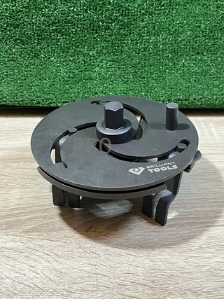Llave Universal de depósito de Gasolina BRILLIANT TOOLS