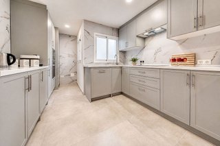 Piso en alquiler en Los Naranjos - Las Brisas en Marbella