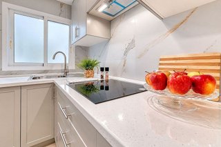 Piso en alquiler en Los Naranjos - Las Brisas en Marbella
