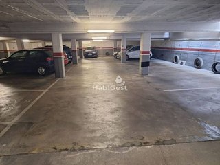 Garaje en alquiler en Centre en Girona